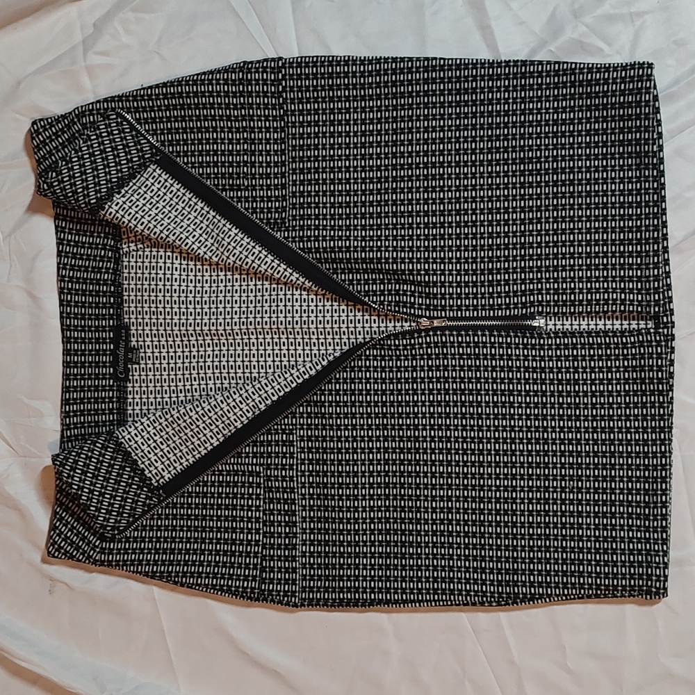 Chocolate USA Plaid Skirt, middle slit